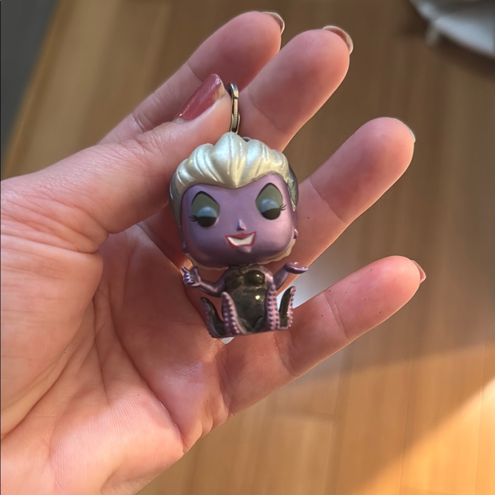 Ursula Funko Pop Keychain Disney